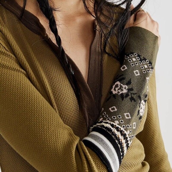 Free People Mikah Layering Cuff Top NWOT - Picture 3 of 6